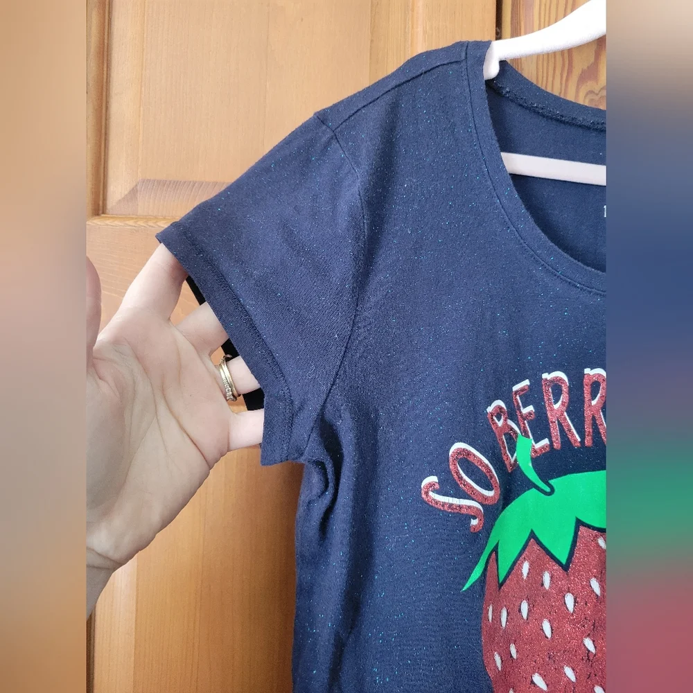 Justice Girls Navy Blue Graphic T-Shirt Top with Glitter Strawberry 14